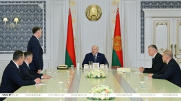 Местная вертикаль, ректоры, главы ГКНТ, МТЗ и дипломаты. Лукашенко рассмотрел кадровые вопросы