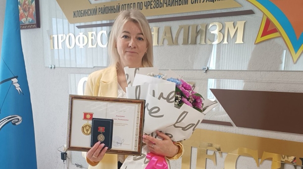 "Чувствовать по взгляду и даже молчанию". Жена офицера-спасателя из Жлобина о женской силе и главной награде