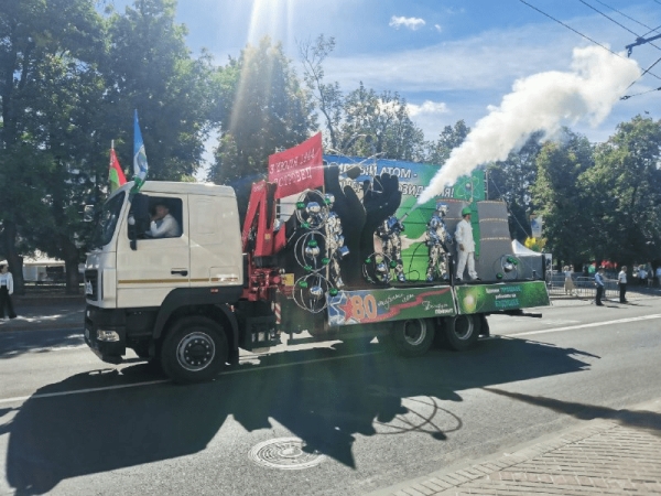 Беларуская АЭС прыняла ўдзел у тэатралізаваным аўтапарадзе на Дзень Незалежнасці ў Гродне